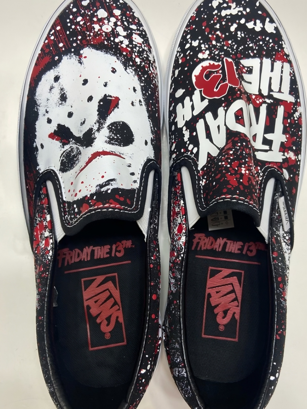 Vans x Friday the 13th Ladies Size 7.5 Slip-On Skate Shoes - Black/Red/White,Euc